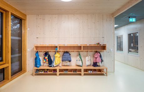 Gardarobe im Kindergarten „Rappelkiste“ der Gemeinde Keltern-Ellmendingen